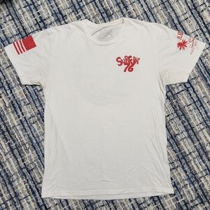 Grunt Style White and Red Short Sleeve Tee Surf Design On Back Mens Size Large